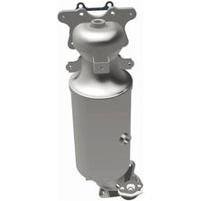 Load image into Gallery viewer, MagnaFlow Exhaust Products 5531343 California CARB Manifold Catalytic Converter for Select Acura ILX, Honda Civic