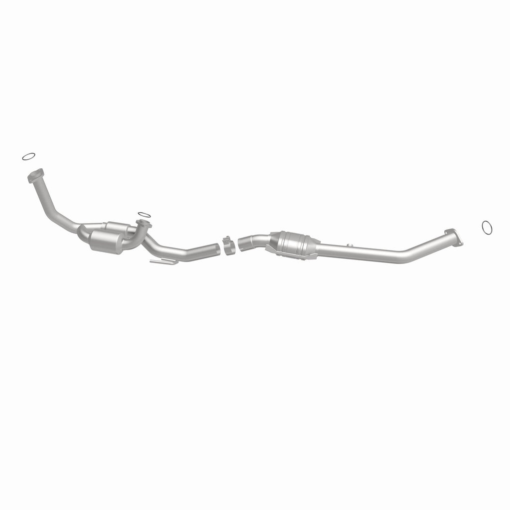 MagnaFlow Exhaust Products 52457 OEM Grade Direct-Fit Catalytic Converter for Select Toyota Sienna