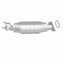Load image into Gallery viewer, MagnaFlow Exhaust Products 25210 HM Grade Direct-Fit Catalytic Converter for Select Ford Five Hundred, Ford Freestyle, Mercury Montego