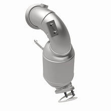 Load image into Gallery viewer, MagnaFlow Exhaust Products 280132 OEM Grade Direct-Fit Catalytic Converter for Select Buick Encore, Chevrolet Cruze, Chevrolet Trax