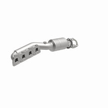 Load image into Gallery viewer, MagnaFlow Exhaust Products 51213 OEM Grade Manifold Catalytic Converter for Select Volkswagen Passat