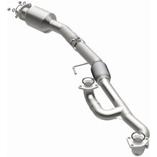 Load image into Gallery viewer, MagnaFlow Exhaust Products 280126 OEM Grade Direct-Fit Catalytic Converter for Select Honda Odyssey