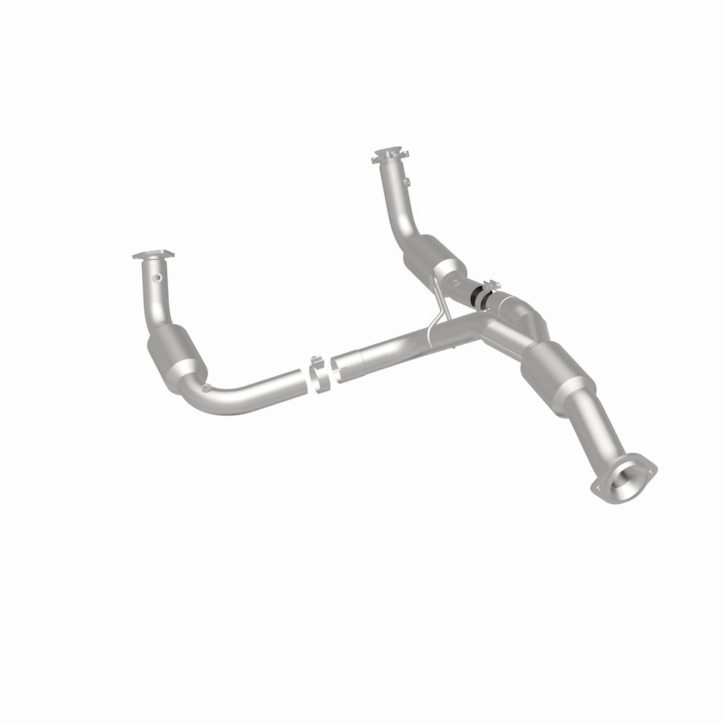 MagnaFlow Exhaust Products 5582113 California CARB Direct-Fit Catalytic Converter for Select Chevrolet Express 2500, Chevrolet Express 3500, GMC Savana 2500, GMC Savana