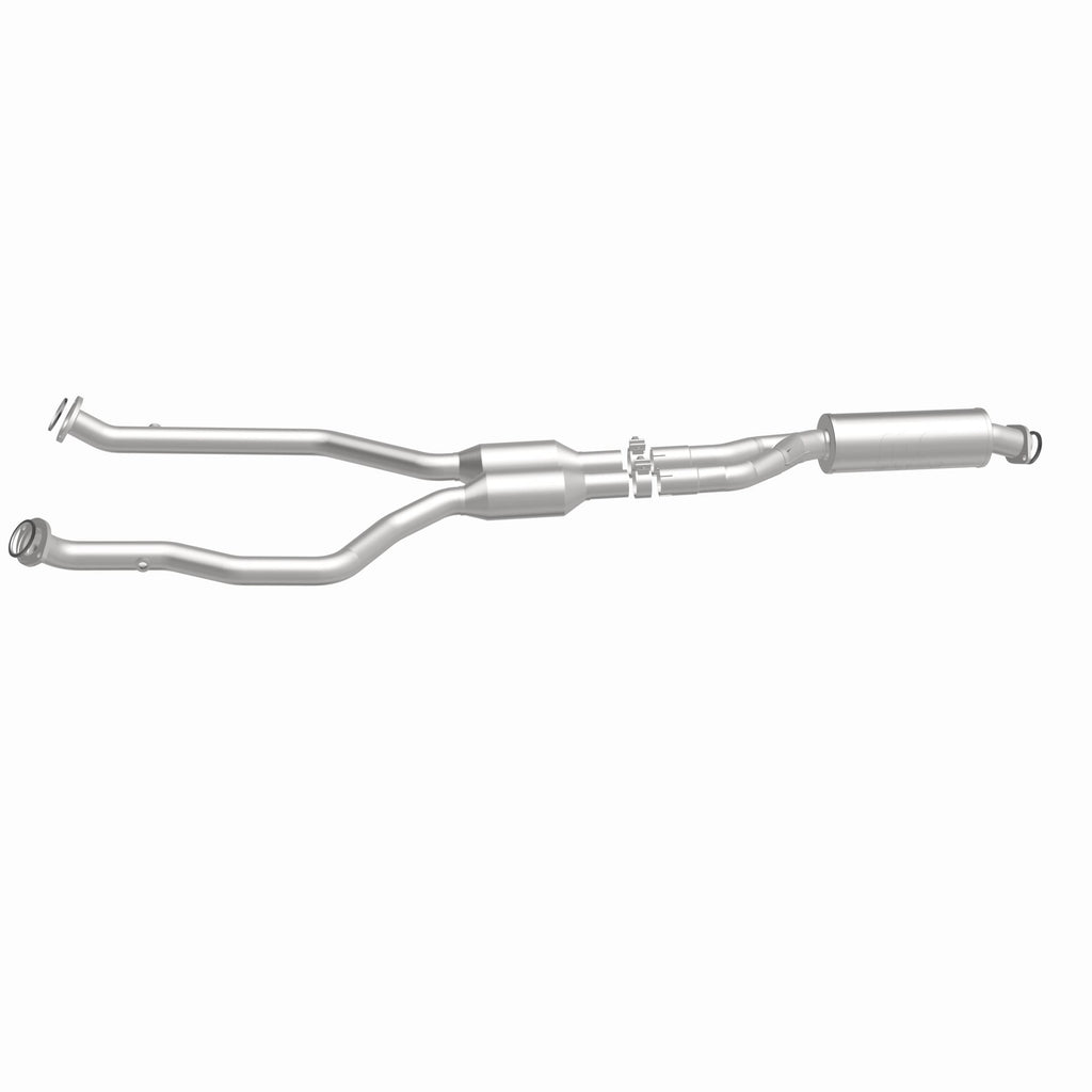 MagnaFlow Exhaust Products 21-071 OEM Grade Direct-Fit Catalytic Converter for Select Lexus IS250