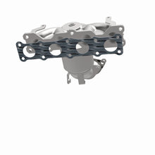 Load image into Gallery viewer, MagnaFlow Exhaust Products 52775 OEM Grade Manifold Catalytic Converter for Select Hyundai Santa Fe Sport, Kia Sorento