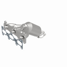 Load image into Gallery viewer, MagnaFlow Exhaust Products 51244 OEM Grade Manifold Catalytic Converter for Select Hyundai Tucson, Kia Sportage