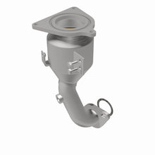Load image into Gallery viewer, MagnaFlow Exhaust Products 51889 OEM Grade Direct-Fit Catalytic Converter for Select Ford Fusion, Mercury Milan