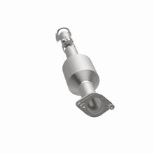 Load image into Gallery viewer, MagnaFlow Exhaust Products 6571924 California CARB Direct-Fit Catalytic Converter for Select Hyundai Accent, Kia Rio