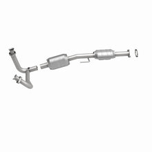 Load image into Gallery viewer, MagnaFlow Exhaust Products 447250 California CARB Direct-Fit Catalytic Converter for Select Ford Aerostar