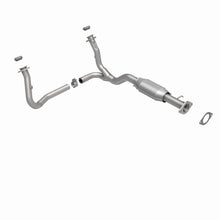 Load image into Gallery viewer, MagnaFlow Exhaust Products 447249 California CARB Direct-Fit Catalytic Converter for Select Chevrolet S10, GMC Sonoma, Isuzu Hombre