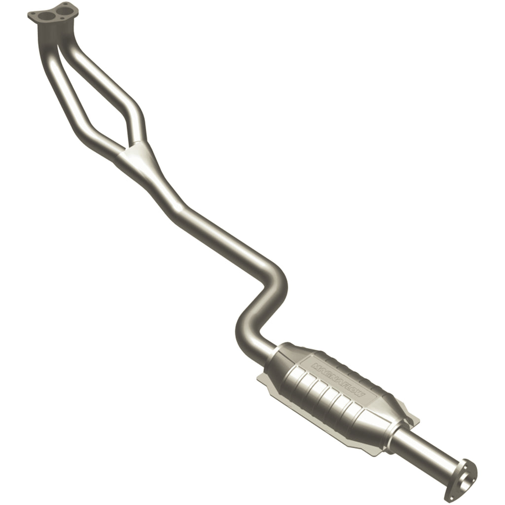 MagnaFlow Exhaust Products 23552 Standard Grade Direct-Fit Catalytic Converter for Select BMW 320i
