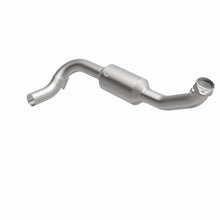 Load image into Gallery viewer, MagnaFlow Exhaust Products 4451166 California CARB Direct-Fit Catalytic Converter for Select Lincoln Navigator