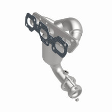 Load image into Gallery viewer, MagnaFlow Exhaust Products 4583370 California CARB Manifold Catalytic Converter for Select Ford Escape, Mazda Tribute
