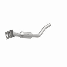Load image into Gallery viewer, MagnaFlow Exhaust Products 5661192 California CARB Direct-Fit Catalytic Converter for Select Chrysler 200, Chrysler Sebring, Dodge Avenger, Dodge Caliber, Dodge Journey, Jeep Compass, Jeep Patriot