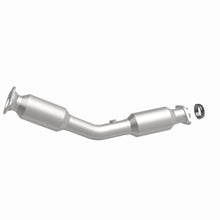 Load image into Gallery viewer, MagnaFlow Exhaust Products 551753 California CARB Direct-Fit Catalytic Converter for Select Nissan Sentra, Nissan Versa, Nissan Versa Note