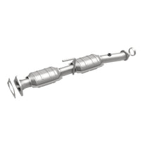 Load image into Gallery viewer, MagnaFlow Exhaust Products 23385 HM Grade Direct-Fit Catalytic Converter for Select Ford Ranger, Mazda B3000, Mazda B4000