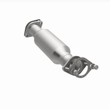 Load image into Gallery viewer, MagnaFlow Exhaust Products 5592426 California CARB Direct-Fit Catalytic Converter for Select Hyundai Santa Fe