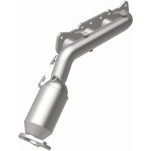 Load image into Gallery viewer, MagnaFlow Exhaust Products 22-093 OEM Grade Manifold Catalytic Converter for Select Hyundai Equus, Hyundai Genesis, Kia K900