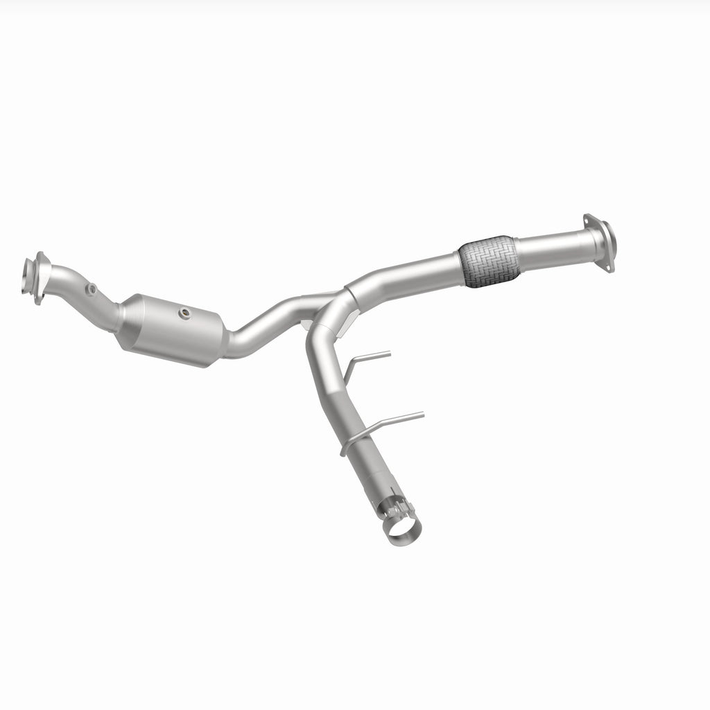 MagnaFlow Exhaust Products 280219 OEM Grade Direct-Fit Catalytic Converter for Select Ford Expedition, Lincoln Navigator