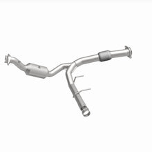 Load image into Gallery viewer, MagnaFlow Exhaust Products 280219 OEM Grade Direct-Fit Catalytic Converter for Select Ford Expedition, Lincoln Navigator