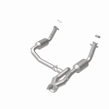 Load image into Gallery viewer, MagnaFlow Exhaust Products 4551419 California CARB Direct-Fit Catalytic Converter for Select Cadillac Escalade, Chevrolet Avalanche 1500, Chevrolet Silverado 1500, Chevrolet Suburban 1500, Chevrolet Tahoe, GMC Sierra 1500, GMC Yukon, GMC Yukon XL