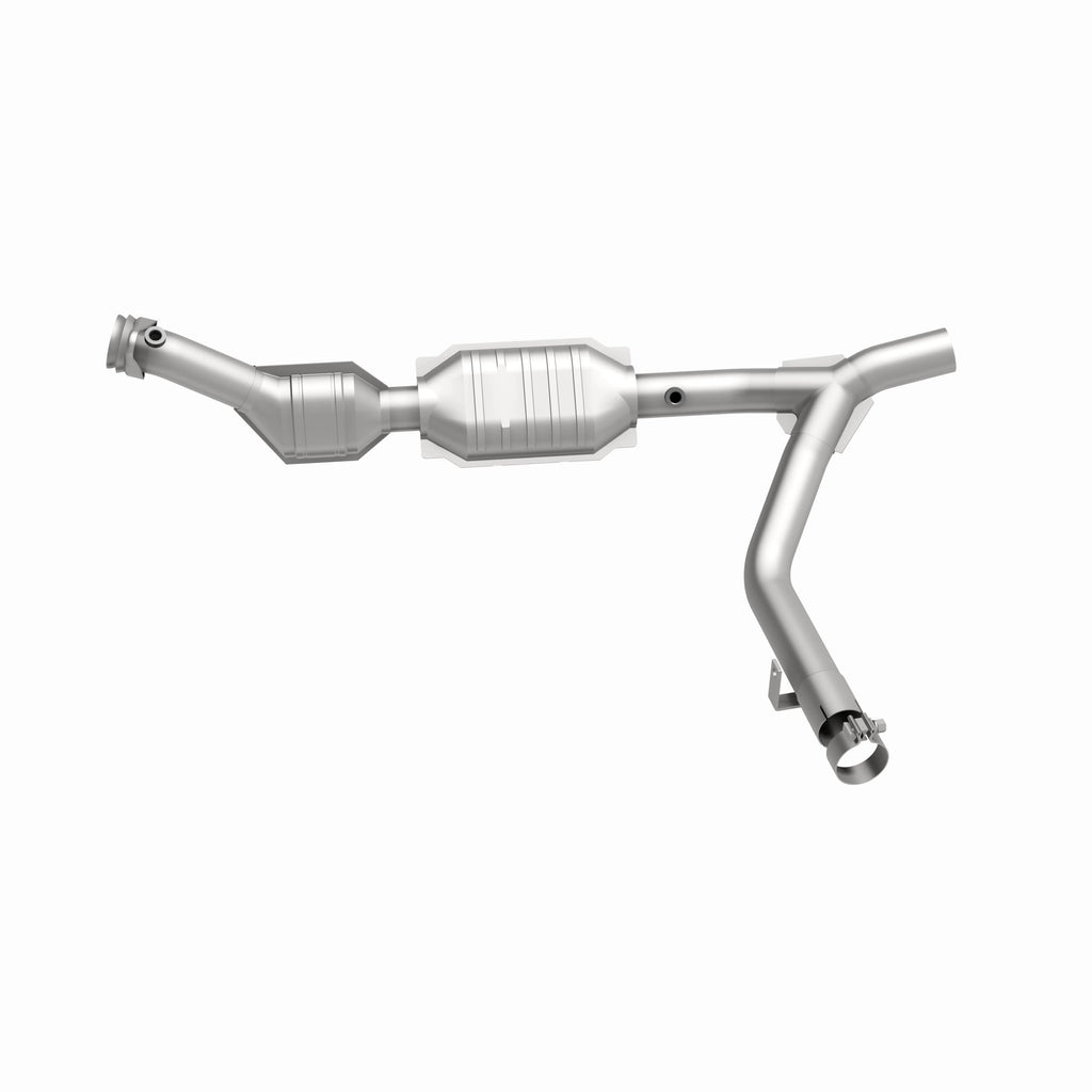MagnaFlow Exhaust Products 93145 HM Grade Direct-Fit Catalytic Converter for Select Ford F-150, Lincoln Navigator