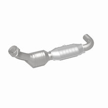 Load image into Gallery viewer, MagnaFlow Exhaust Products 447177 California CARB Direct-Fit Catalytic Converter for Select Ford E-150 Econoline, Ford E-150 Econoline Club Wagon, Ford Expedition, Ford F-150, Ford F-250