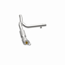 Load image into Gallery viewer, MagnaFlow Exhaust Products 4583622 California CARB Direct-Fit Catalytic Converter for Select Ford F-150