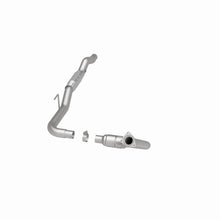 Load image into Gallery viewer, MagnaFlow Exhaust Products 93622 HM Grade Direct-Fit Catalytic Converter for Select Chevrolet Silverado HD, Chevrolet Silverado 2500, Chevrolet Suburban 2500, GMC Sierra HD, GMC Sierra 2500, GMC Sierra HD, GMC Yukon XL