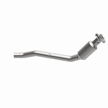 Load image into Gallery viewer, MagnaFlow Exhaust Products 5451718 California CARB Direct-Fit Catalytic Converter for Select Land Rover Range Rover Sport