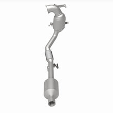 Load image into Gallery viewer, MagnaFlow Exhaust Products 280759 OEM Grade Direct-Fit Catalytic Converter for Select Volkswagen Jetta, Volkswagen Taos