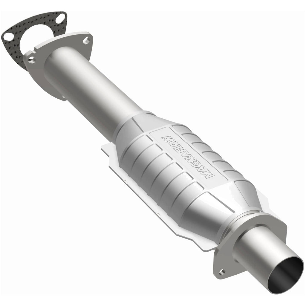 MagnaFlow Exhaust Products 93483 Standard Grade Direct-Fit Catalytic Converter for Select Chevrolet S10, GMC Sonoma