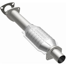 Load image into Gallery viewer, MagnaFlow Exhaust Products 93483 Standard Grade Direct-Fit Catalytic Converter for Select Chevrolet S10, GMC Sonoma