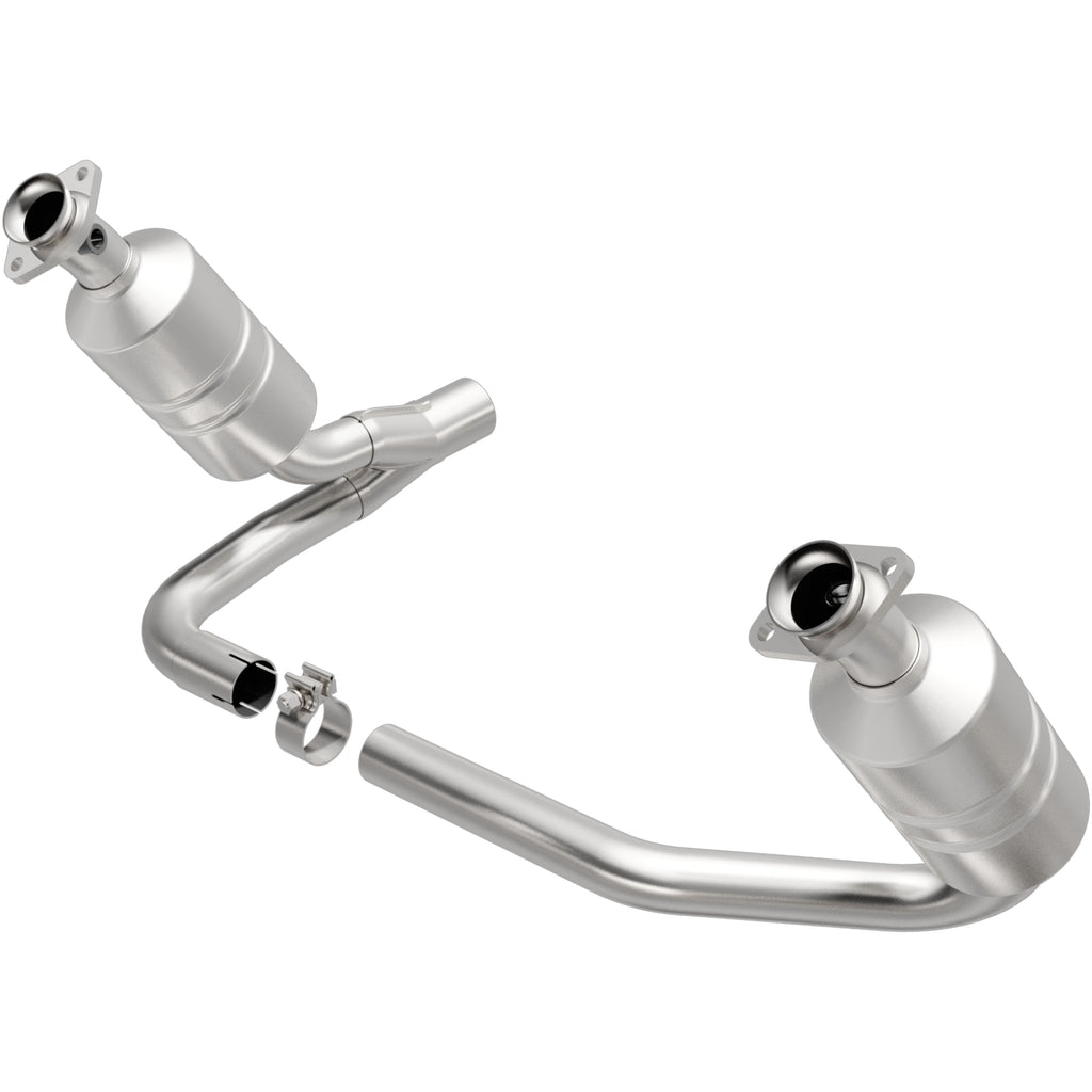 MagnaFlow Exhaust Products 49849 OEM Grade Direct-Fit Catalytic Converter for Select Dodge Dakota, Mitsubishi Raider
