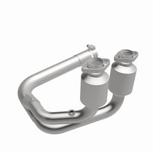 Load image into Gallery viewer, MagnaFlow Exhaust Products 4583386 California CARB Direct-Fit Catalytic Converter for Select Jeep Wrangler