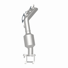 Load image into Gallery viewer, MagnaFlow Exhaust Products 5481342 California CARB Manifold Catalytic Converter for Select Toyota 4Runner, Toyota FJ Cruiser, Toyota Tacoma, Toyota Tundra