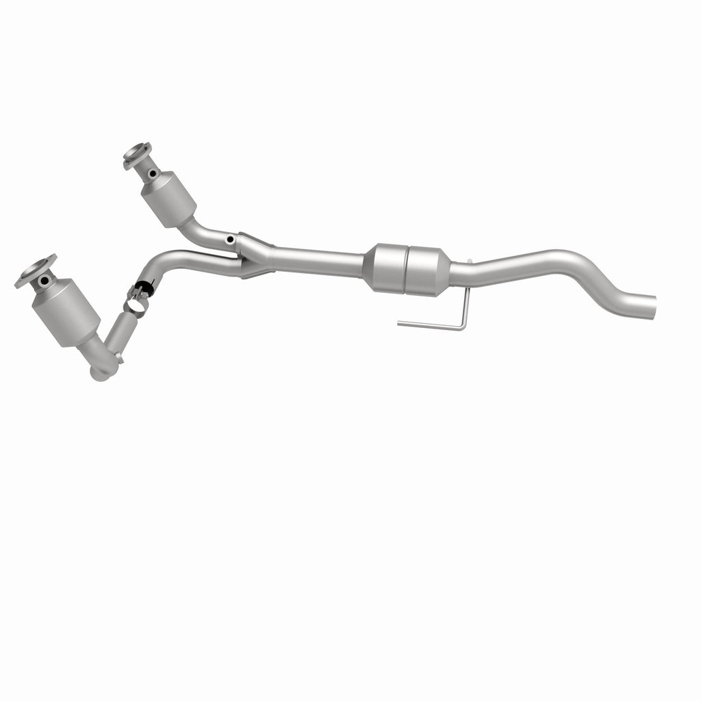 MagnaFlow Exhaust Products 51338 OEM Grade Direct-Fit Catalytic Converter for Select Dodge Durango