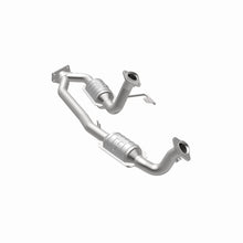 Load image into Gallery viewer, MagnaFlow Exhaust Products 49624 OEM Grade Direct-Fit Catalytic Converter for Select Ford Windstar