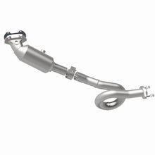Load image into Gallery viewer, MagnaFlow Exhaust Products 22-146 OEM Grade Manifold Catalytic Converter for Select Jeep Gladiator, Jeep Wrangler