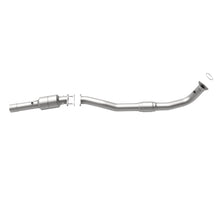 Load image into Gallery viewer, MagnaFlow Exhaust Products 447282 California CARB Direct-Fit Catalytic Converter for Select Chevrolet Silverado HD, GMC Sierra HD
