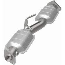 Load image into Gallery viewer, MagnaFlow Exhaust Products 93141 HM Grade Direct-Fit Catalytic Converter for Select Ford Explorer