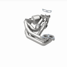 Load image into Gallery viewer, MagnaFlow Exhaust Products 5531467 California CARB Manifold Catalytic Converter for Select Scion FR-S, Subaru BRZ, Toyota 86