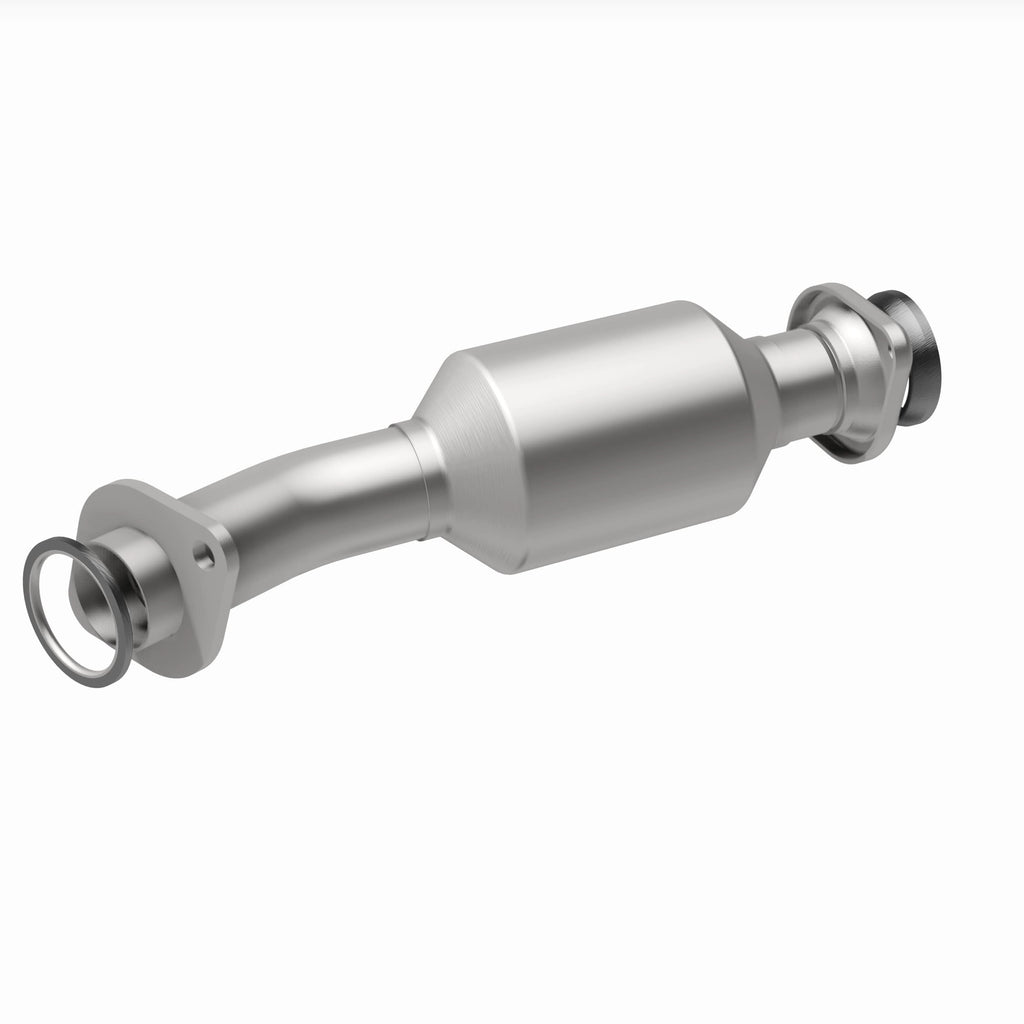MagnaFlow Exhaust Products 280095 OEM Grade Direct-Fit Catalytic Converter for Select Toyota Sienna
