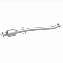Load image into Gallery viewer, MagnaFlow Exhaust Products 280116 OEM Grade Direct-Fit Catalytic Converter for Select Toyota Highlander