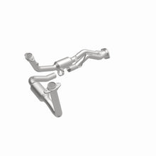 Load image into Gallery viewer, MagnaFlow Exhaust Products 5451444 California CARB Direct-Fit Catalytic Converter for Select Jeep Commander, Jeep Grand Cherokee