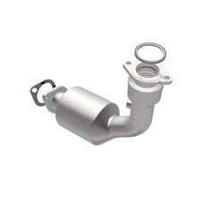 Load image into Gallery viewer, MagnaFlow Exhaust Products 5461627 California CARB Direct-Fit Catalytic Converter for Select Pontiac G8