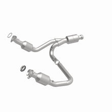 Load image into Gallery viewer, MagnaFlow Exhaust Products 52642 OEM Grade Direct-Fit Catalytic Converter for Select Chevrolet Silverado 1500, Chevrolet Silverado LD, Chevrolet Suburban, Chevrolet Tahoe, GMC Sierra 1500, GMC Sierra Limited, GMC Yukon, GMC Yukon XL