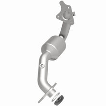 Load image into Gallery viewer, MagnaFlow Exhaust Products 551439 California CARB Direct-Fit Catalytic Converter for Select Nissan Juke