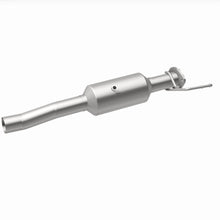 Load image into Gallery viewer, MagnaFlow Exhaust Products 280439 OEM Grade Direct-Fit Catalytic Converter for Select Ford F-450 Super Duty, Ford F-550 Super Duty