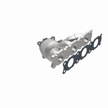 Load image into Gallery viewer, MagnaFlow Exhaust Products 52167 OEM Grade Manifold Catalytic Converter for Select Land Rover LR2